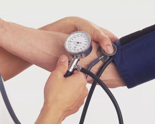 守護(hù)生命防線 中老年人居家預(yù)防中風(fēng)，從用好血壓計(jì)開(kāi)始